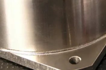 อุปกรณ์เชื่อมเลเซอร์แบบมือถือ HANDHELD LASER WELDING EQUIPMENT