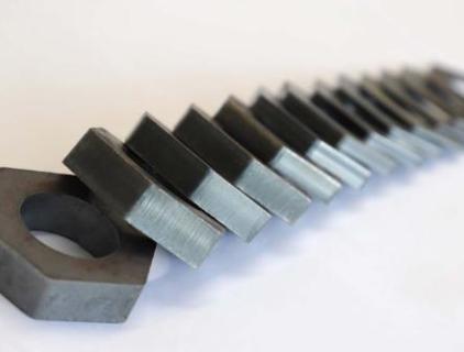 Laser-Schneide-Maschine